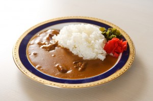 夕食カレーサービス